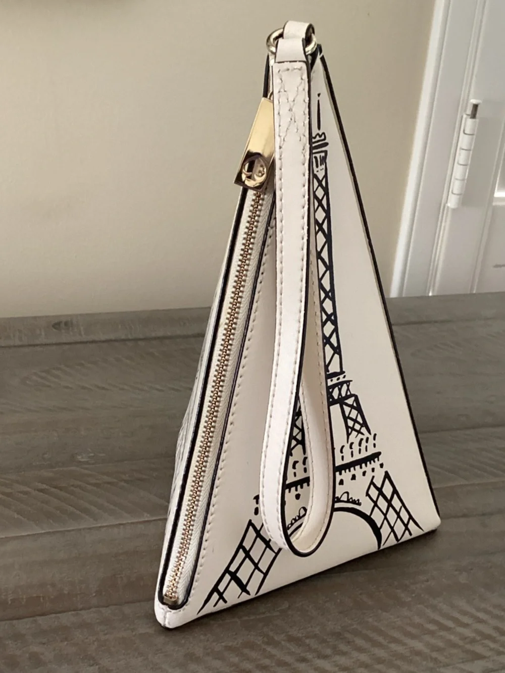 kate spade White Pyramid Eiffel Tower Wristlet - Picture 4 of 4